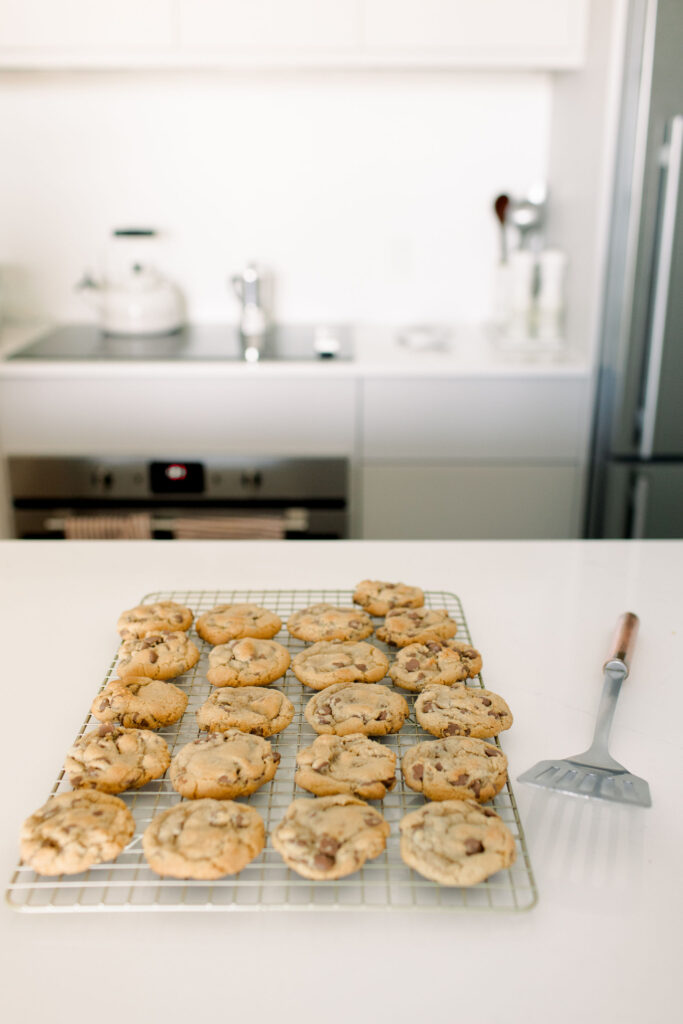 Do you know the secret to the perfect cookie? Discover the anatomy of a cookie and how different ingredients contribute to its structure. Explore our very best cookie baking tips.