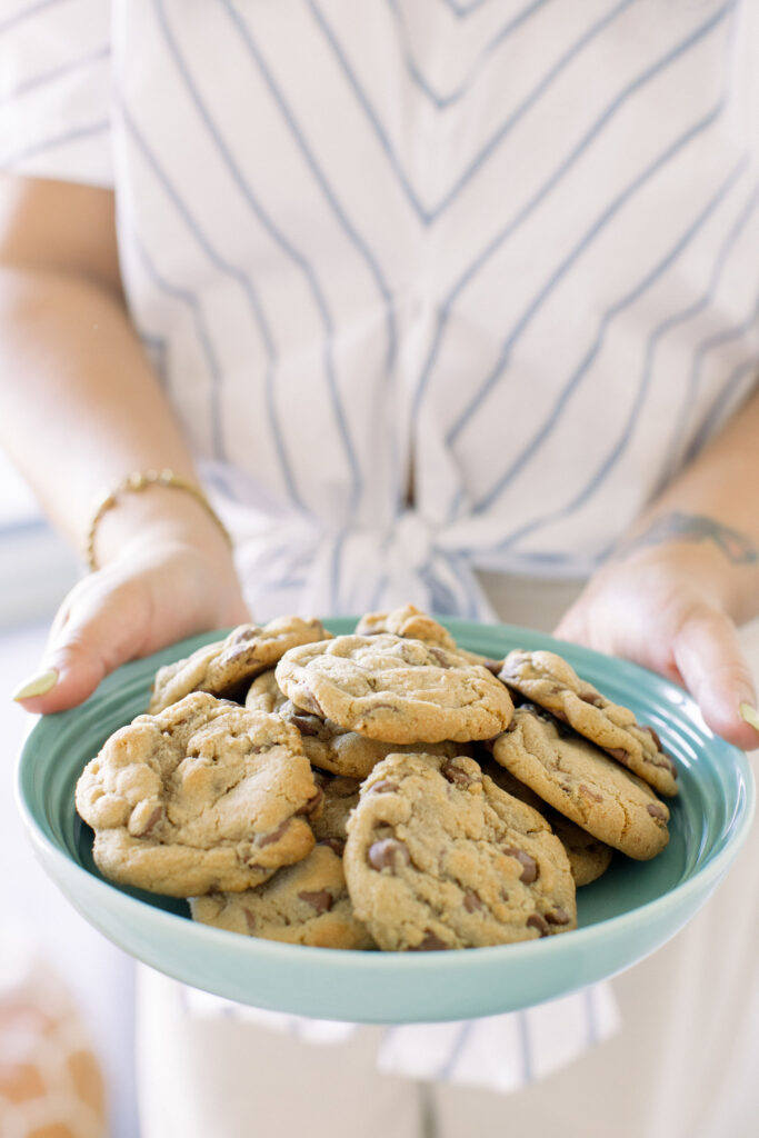 Calling all cookie lovers! Uncover the science behind baking delicious cookies with my top tips and tricks. From ingredient insights to baking techniques, this blog post has everything you need to become a cookie connoisseur!