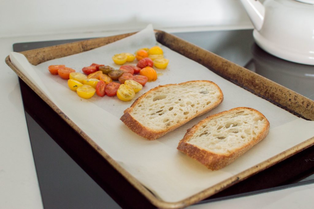 Need an avocado toast alternative? Then you just HAVE to try out this Roasted Tomato and Ricotta Toast!